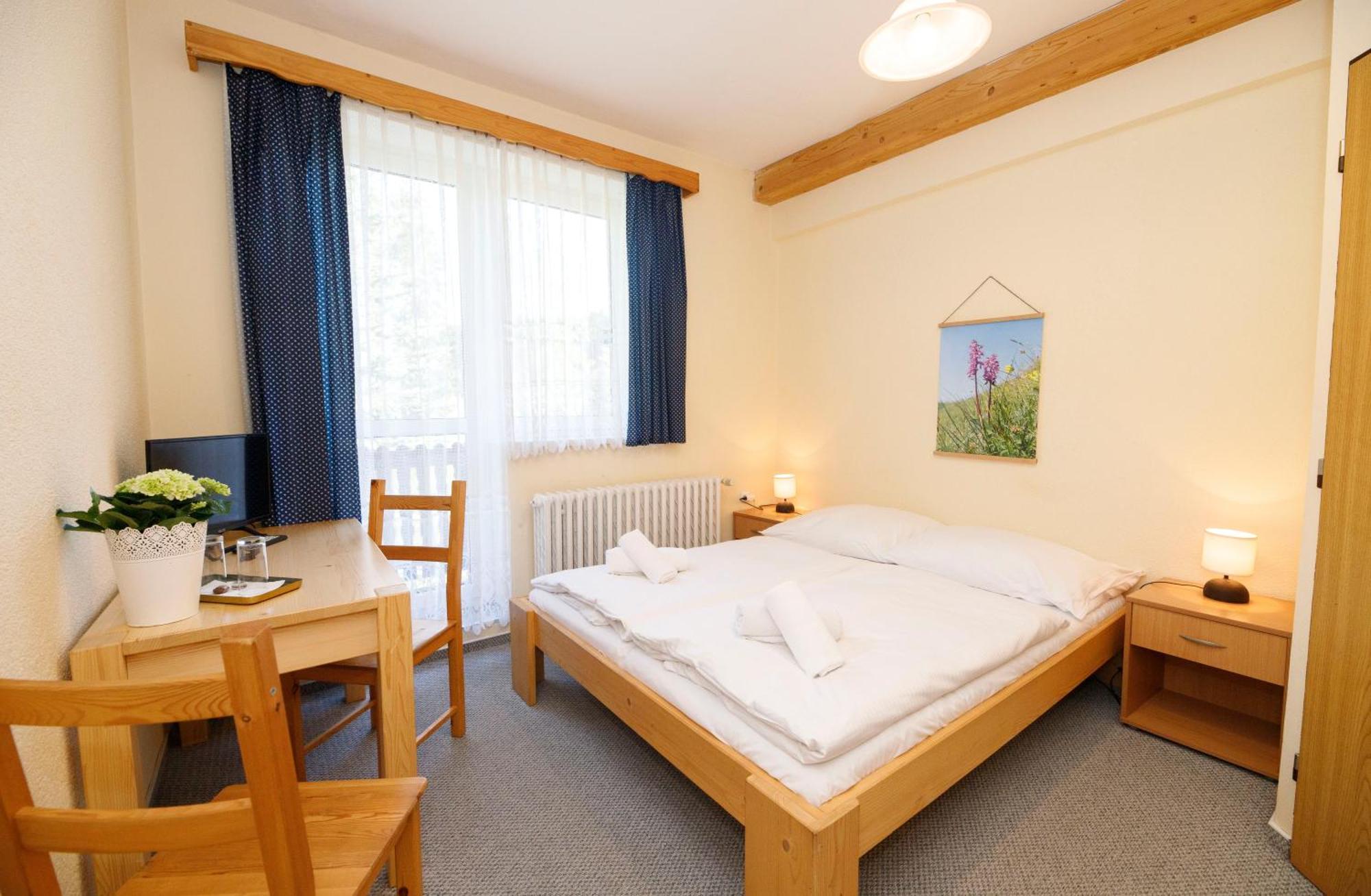 Horsky Hotel Kycerka Velké Karlovice Kültér fotó