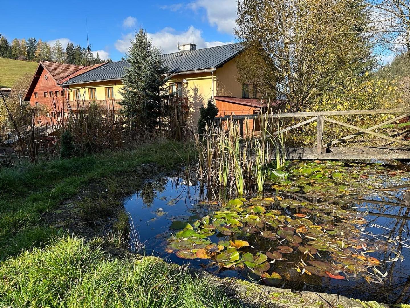 Horsky Hotel Kycerka Velké Karlovice Kültér fotó